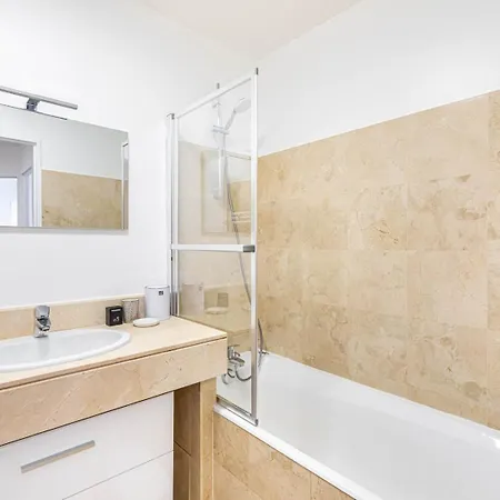 アパート Guestready - Charming Family Duplex With A Terrace