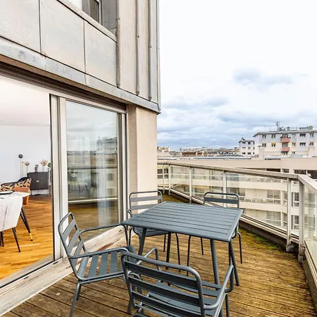アパート Guestready - Charming Family Duplex With A Terrace パリ